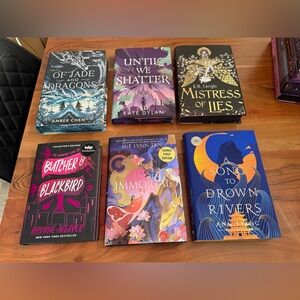Bundle of 6 Special Edition Books